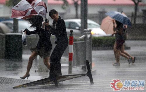“海葵”台风逆袭上海却阻挡不住柯达服务