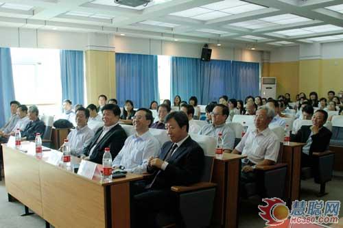 北京印刷学院举行研究生联合培养授牌仪式 