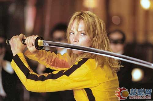Uma Thurman 在《杀害比尔》影片扮演英雄杀手